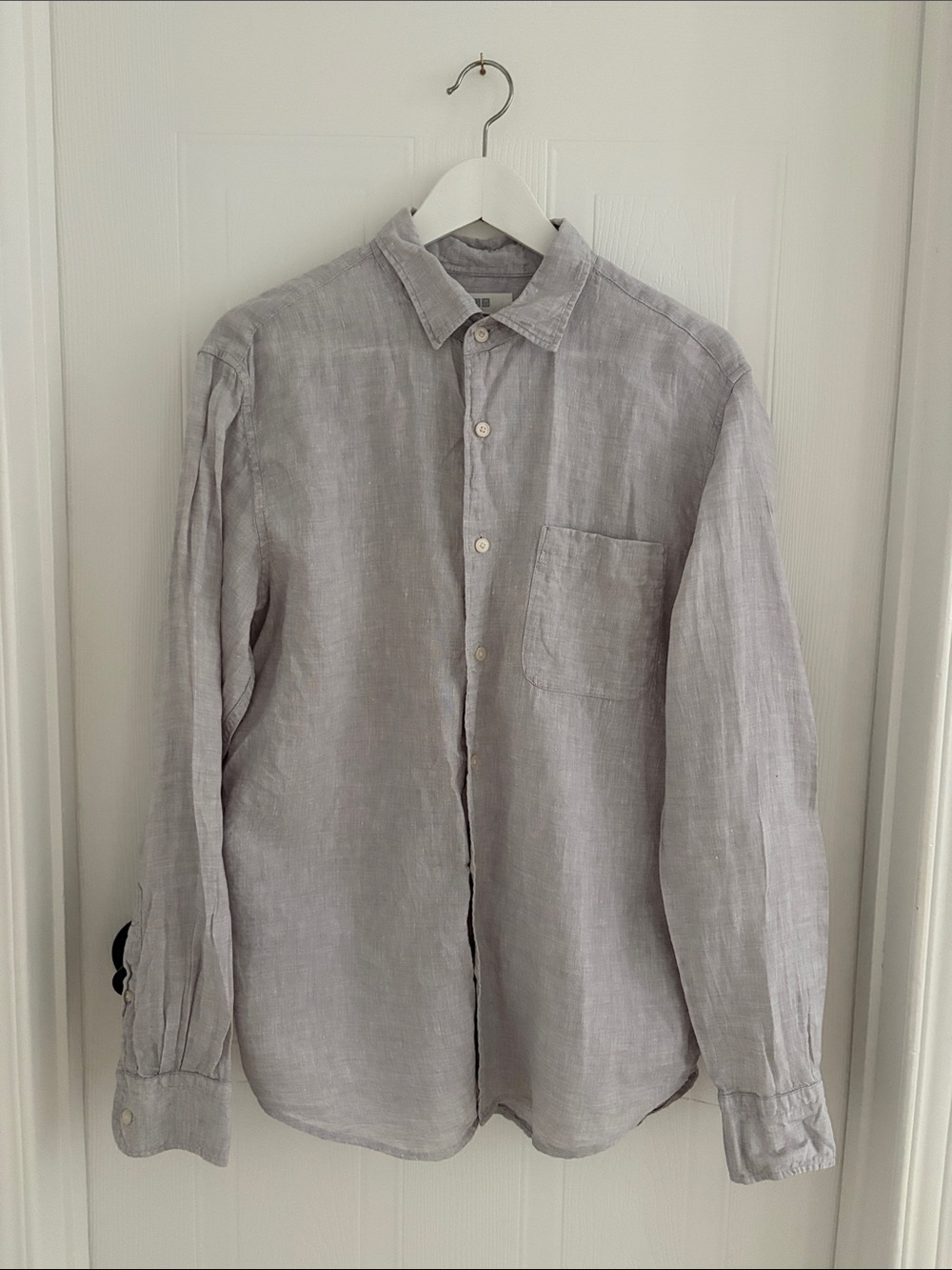 Uniqlo Men's Light Gray Linen-Blend Button-Down Shirt